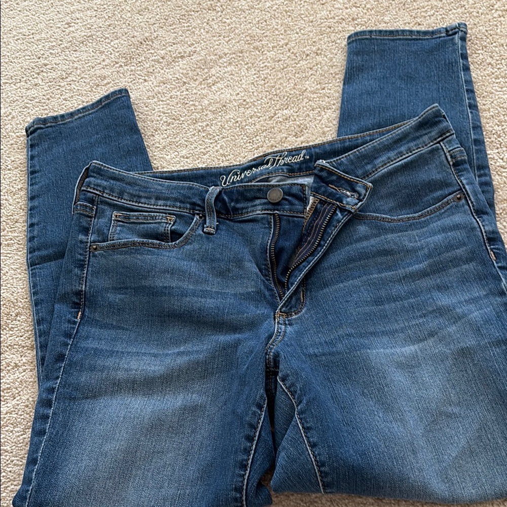 Universal Thread Women's Blue Jeans